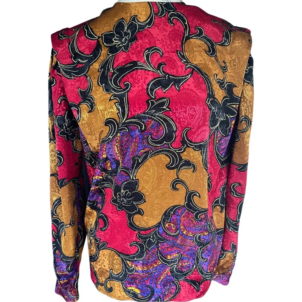 VINTAGE STATEMENT BLOUSE - Picture 3 of 7